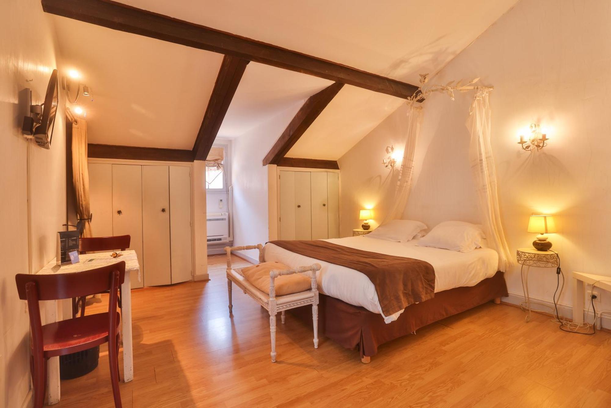Hotel Restaurant Des Thermes Castera-Verduzan Экстерьер фото
