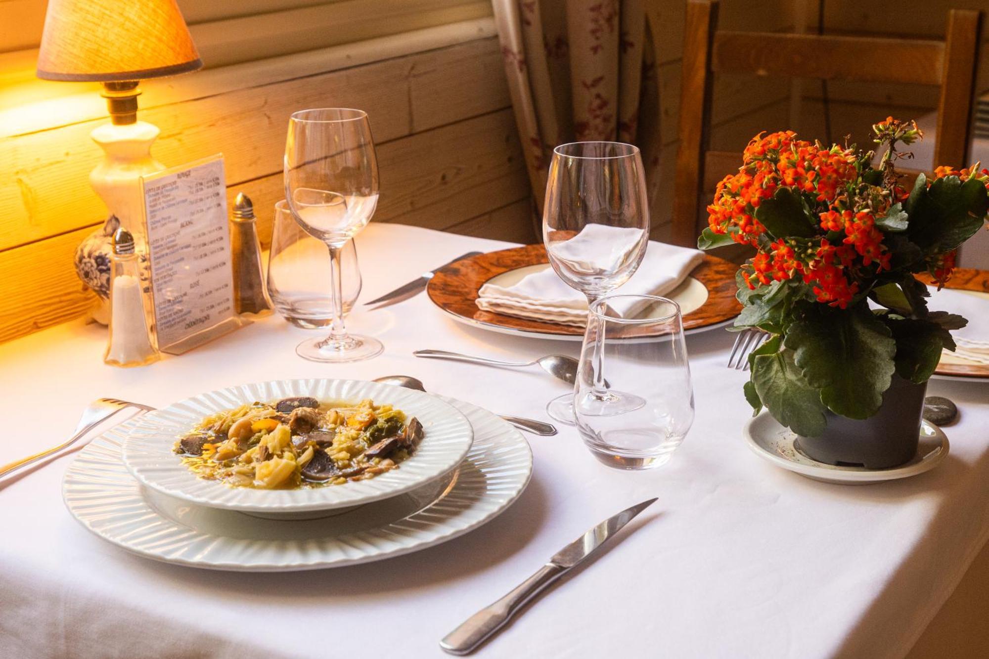 Hotel Restaurant Des Thermes Castera-Verduzan Экстерьер фото