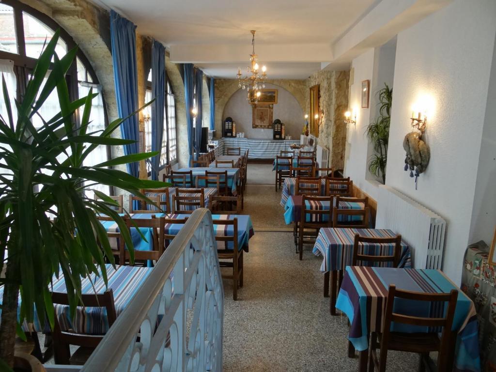 Hotel Restaurant Des Thermes Castera-Verduzan Экстерьер фото